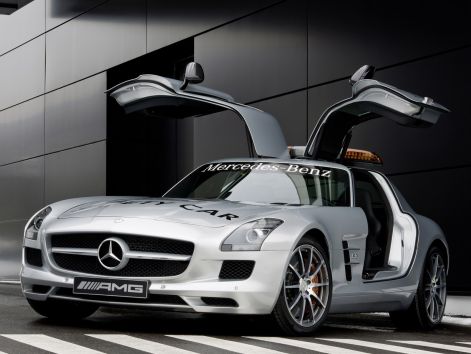 amg_mercedes-sls-f1-safety-car-2010_m11.jpg